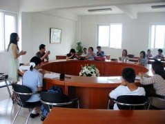 首批赴美夏令营学生培训会