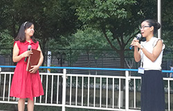  每位老师都是朗读者 